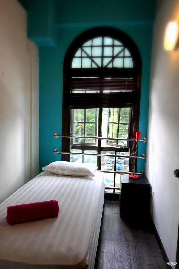 Travel Hub Guesthouse Kuala Lumpur Exterior photo