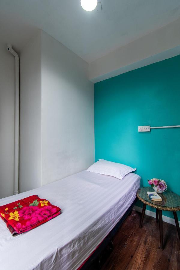 Travel Hub Guesthouse Kuala Lumpur Exterior photo