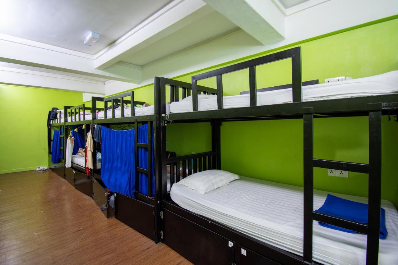 Travel Hub Guesthouse Kuala Lumpur Exterior photo