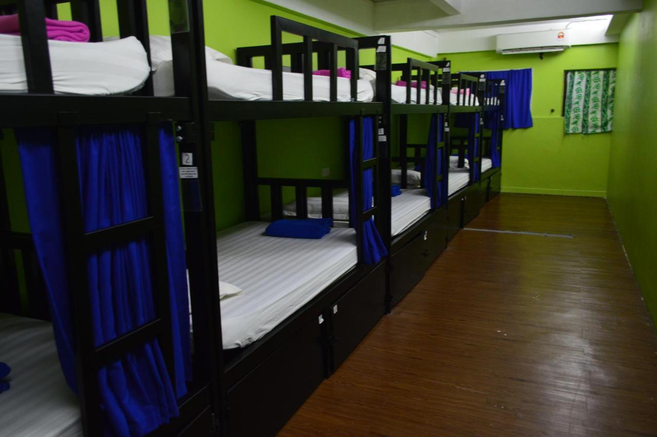 Travel Hub Guesthouse Kuala Lumpur Exterior photo