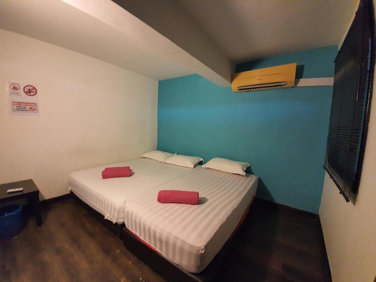 Travel Hub Guesthouse Kuala Lumpur Exterior photo